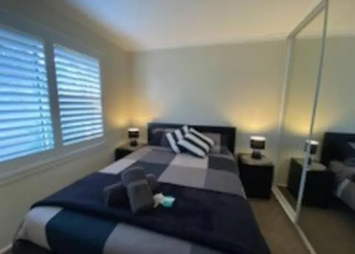 Self Contained 2 Bedroom Unit